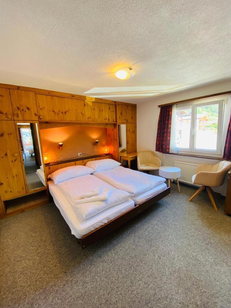 Hotel Old Jnn Klosters-Serneus Extérieur photo