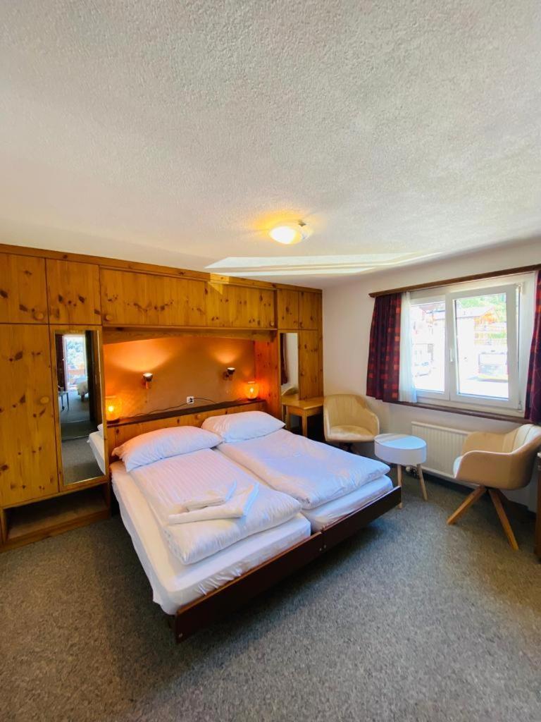 Hotel Old Jnn Klosters-Serneus Extérieur photo