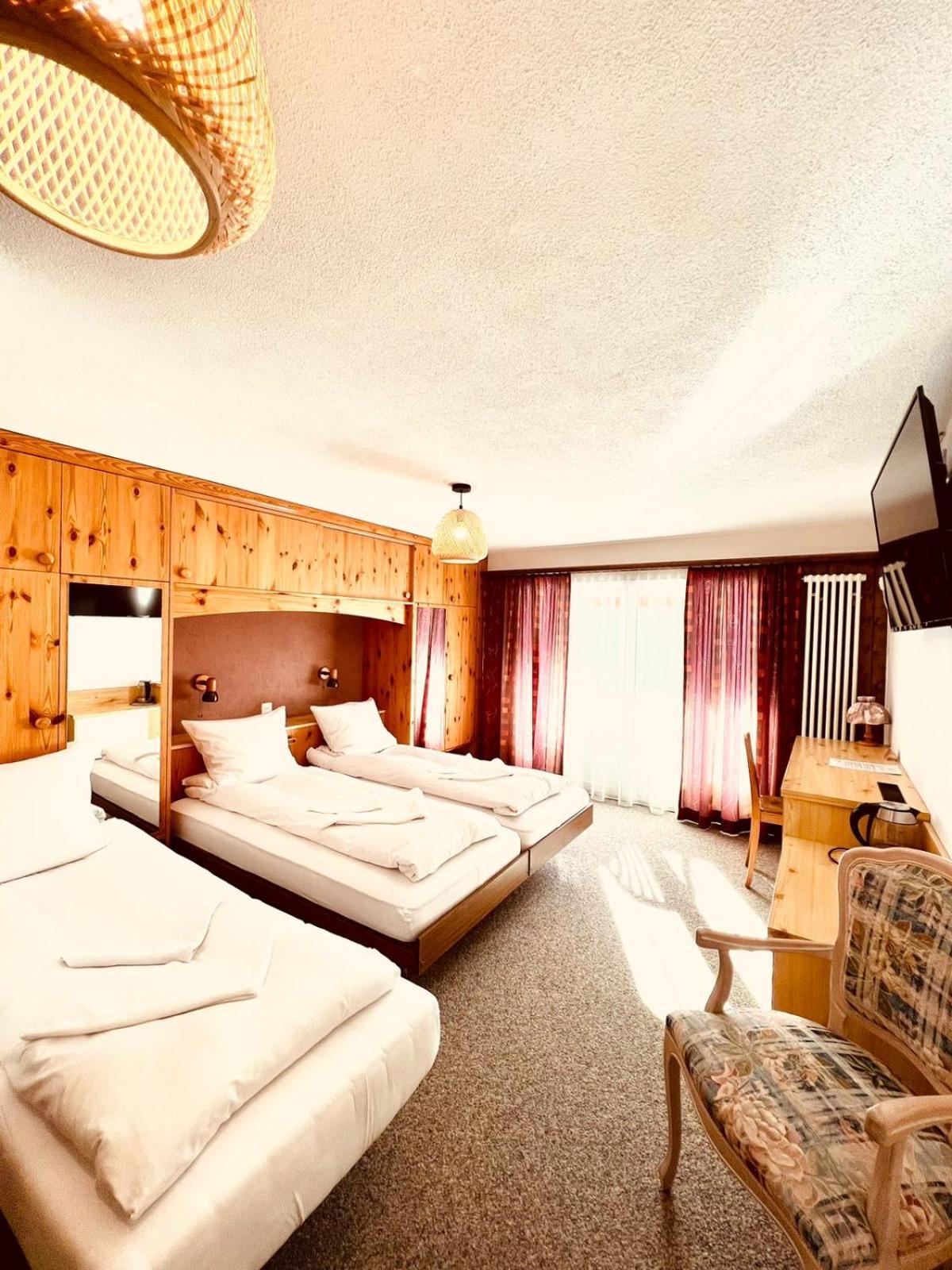 Hotel Old Jnn Klosters-Serneus Extérieur photo